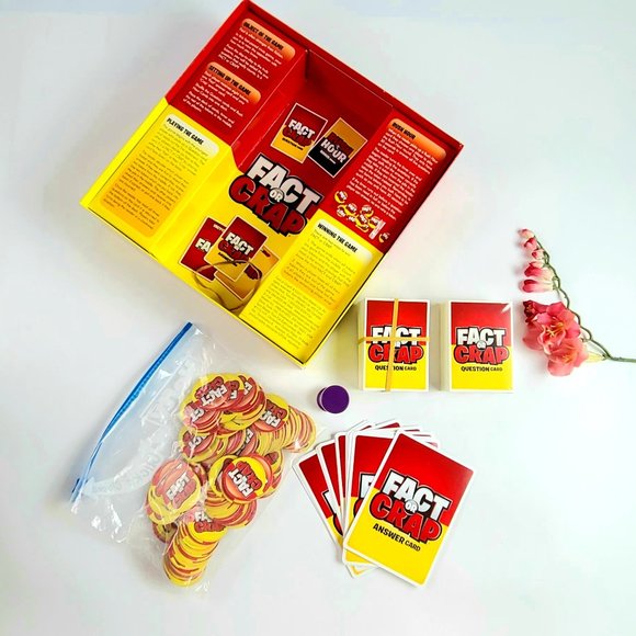 2011 Fact or Crap Card Game - China - Picture 1 of 12